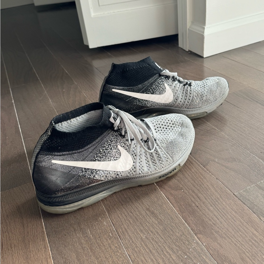 Nike Flyknit Zoom All Out Size 8